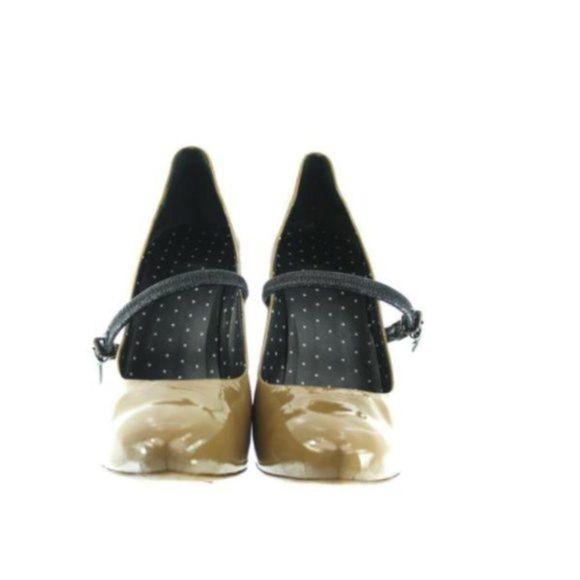 MOSCHINO Tan Patent Leather Pumps Size 40 EU - Picture 2 of 5